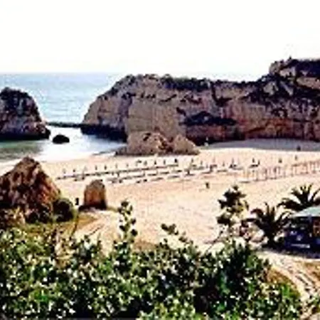 With 2 Bedrooms In Portimao, With Furnished Terrace And Wifi - 100 ... Apartmán Portimão